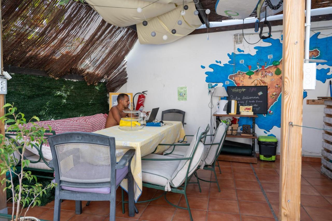 Arena Nest Hostel Puerto de Santiago  Exterior photo