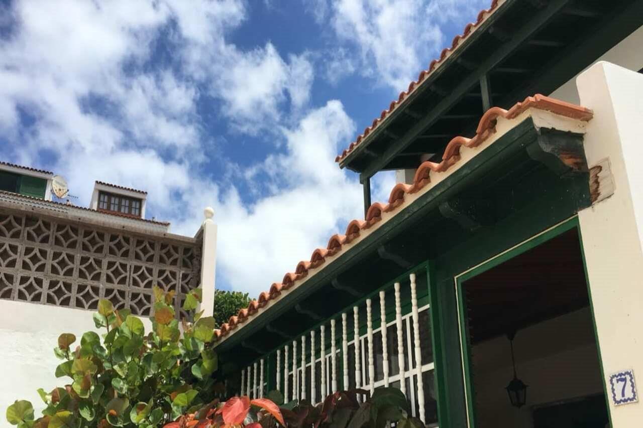 Arena Nest Hostel Puerto de Santiago  Exterior photo